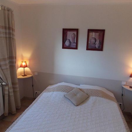 Au Relais Provencal Hotel Bagnols-en-Foret Phòng bức ảnh