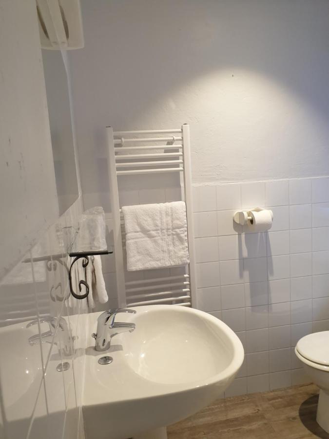 Au Relais Provencal Hotel Bagnols-en-Foret Ngoại thất bức ảnh