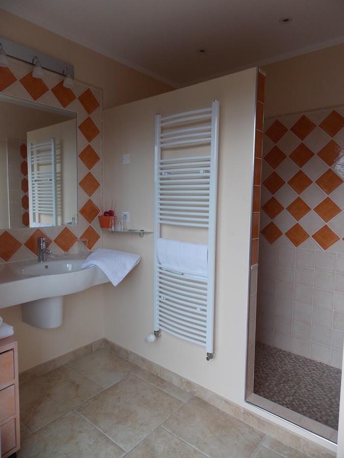 Au Relais Provencal Hotel Bagnols-en-Foret Ngoại thất bức ảnh